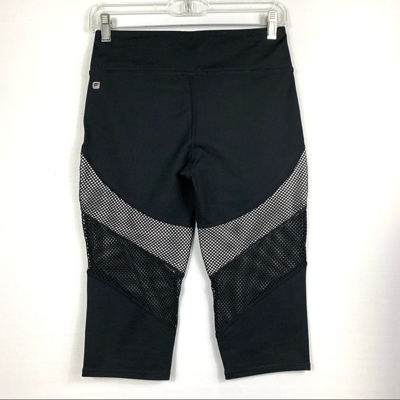 Fabletics Rhodes Crop - Picture 3 of 6